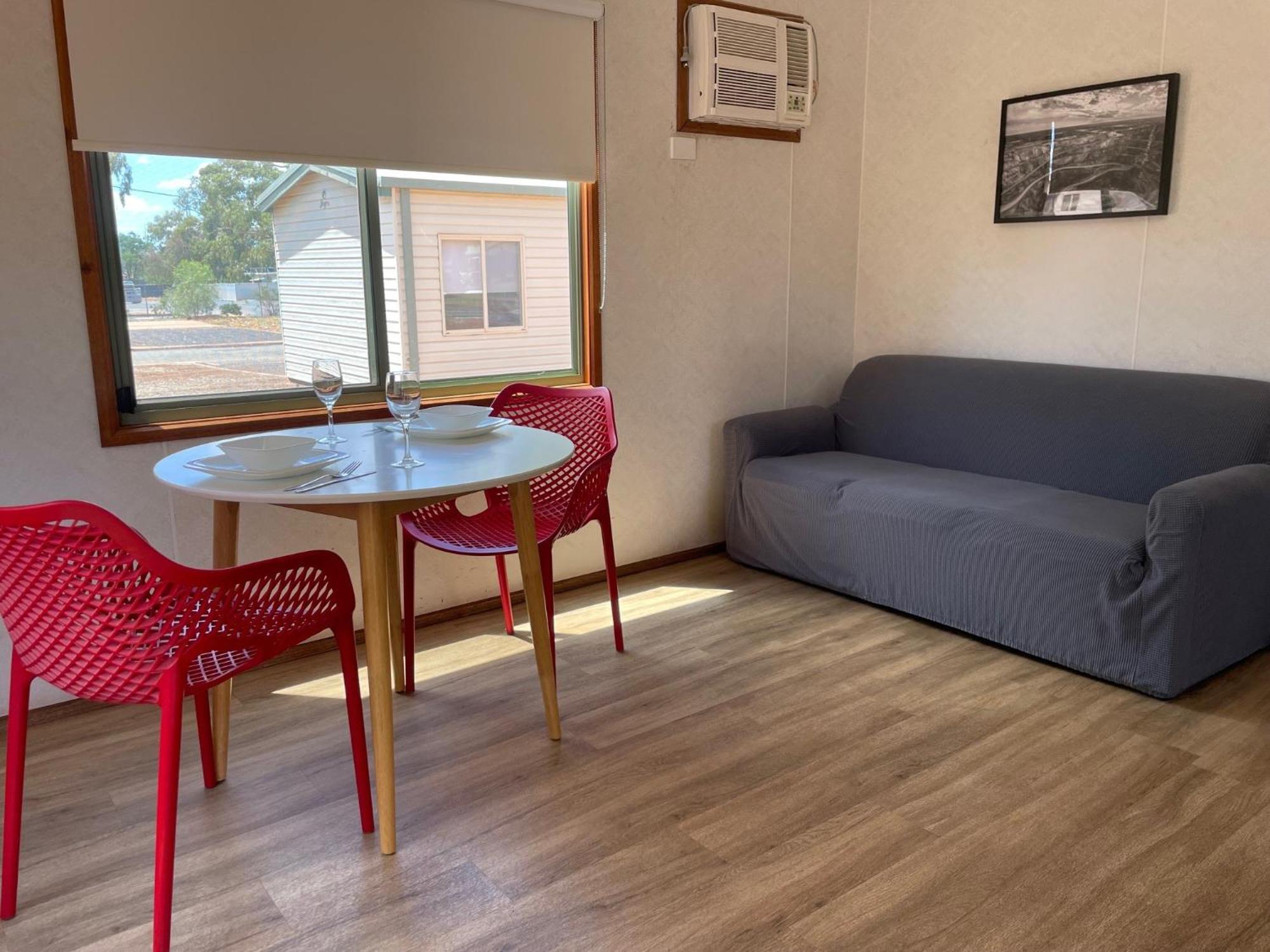 Cobar Caravan Park Exterior photo